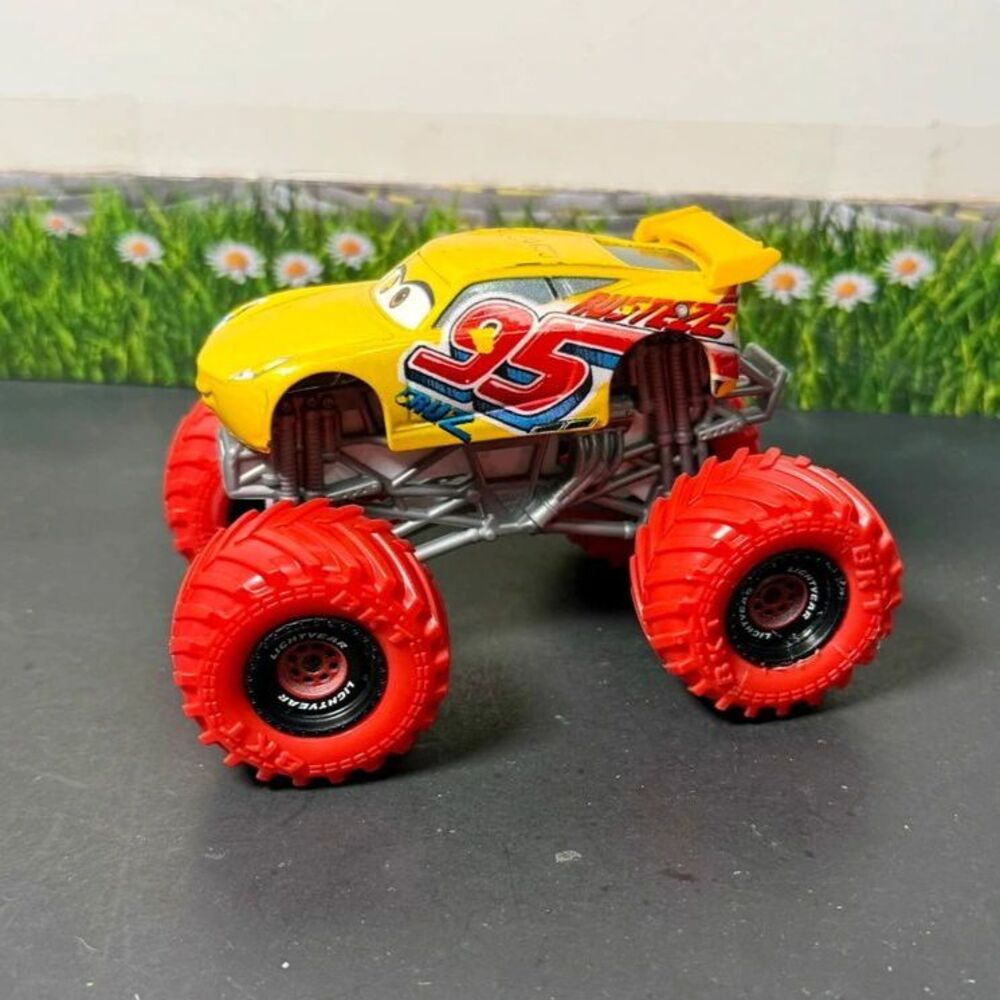 Disney Pixar Cars Custom Monster Truck Cruz Ramirez Monster Jam Metal Used Body